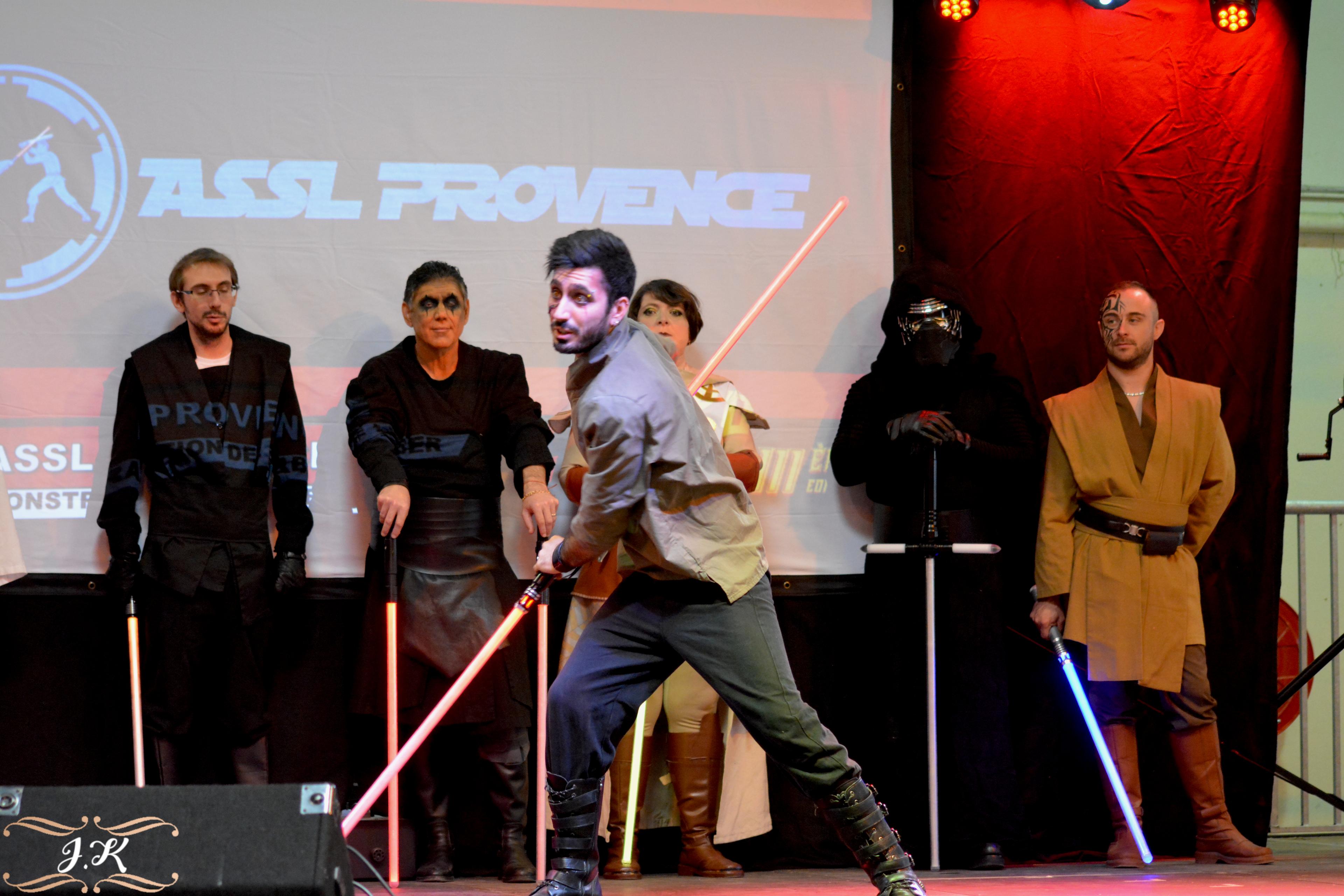 scene-convention-sf-orange_40a2fdd2-a8ff-4abe-a77d-84a08706ab6c.jpg