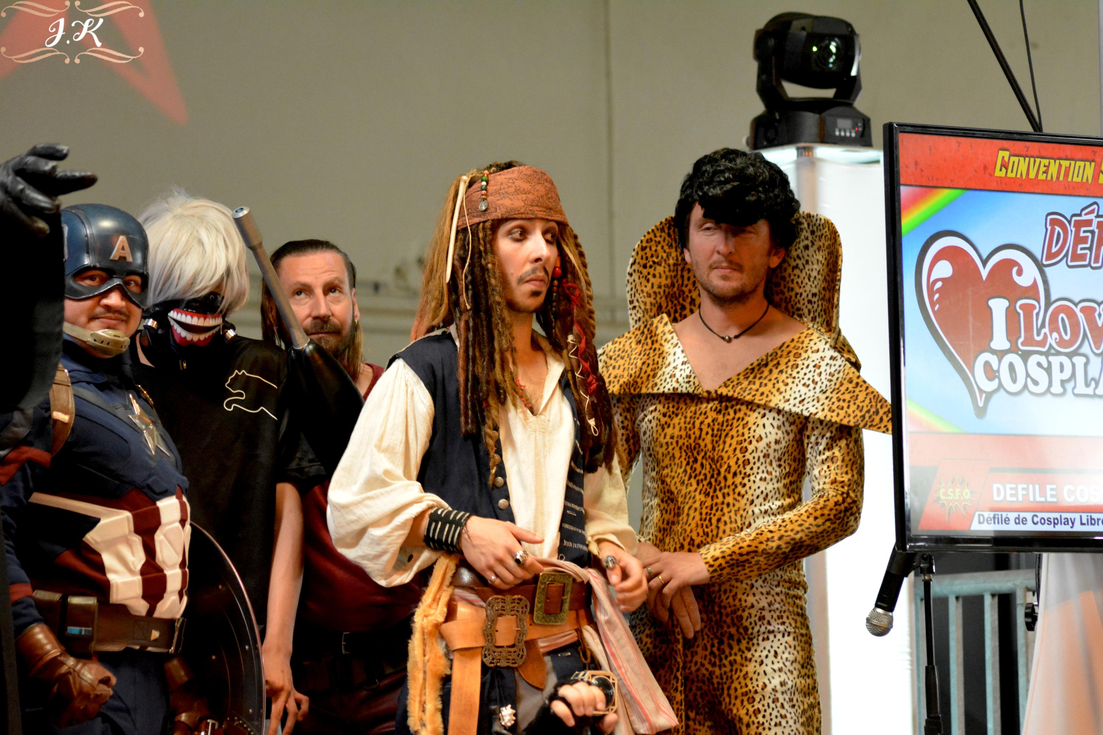 scene-convention-sf-orange_7481d7a1-a394-4c1a-9914-928b0eec89c0.jpg