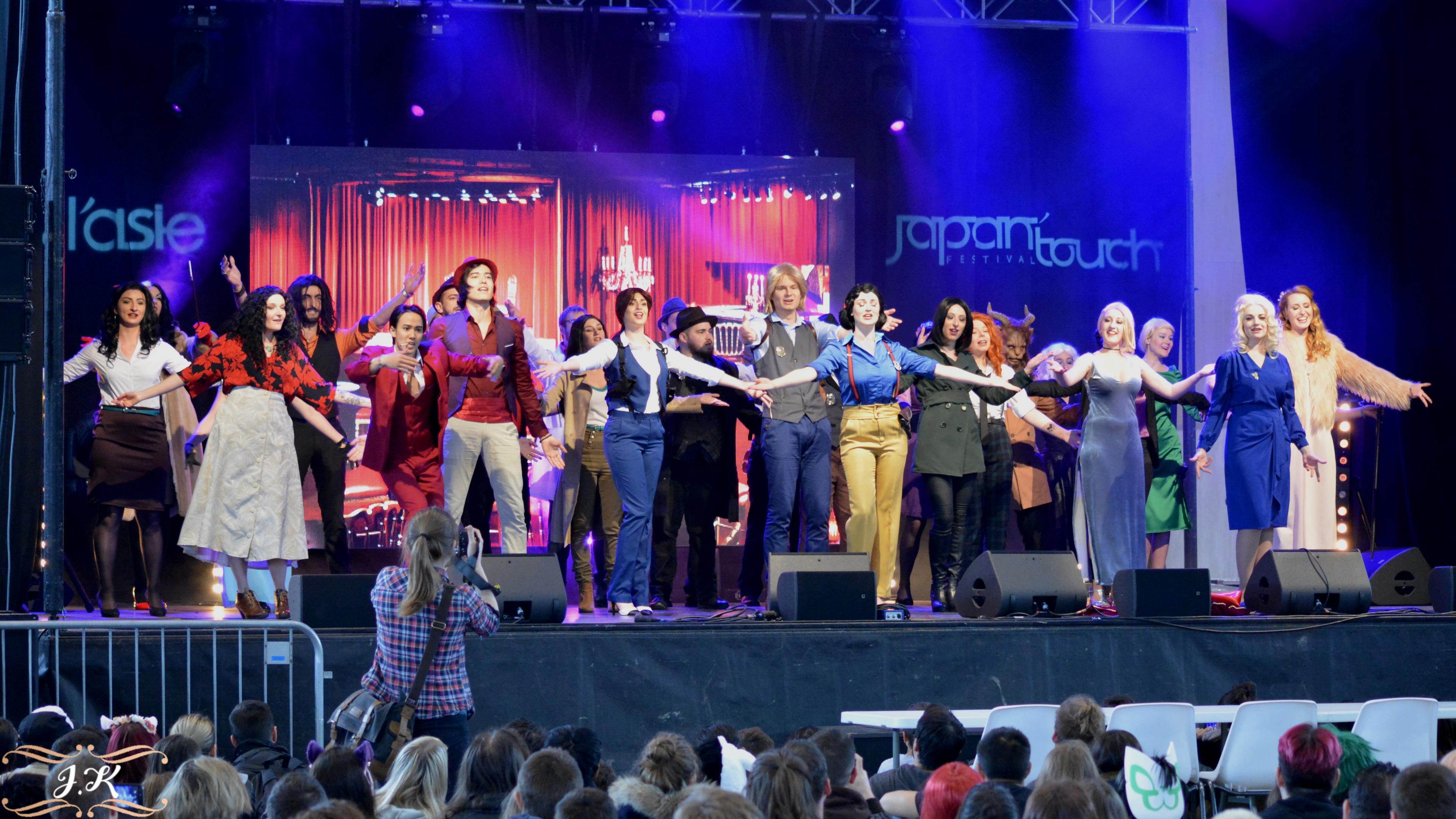 show-disney-jth-lyon-2019_0cde2f42-d0ee-4308-afbf-f3d335ecf310.jpg