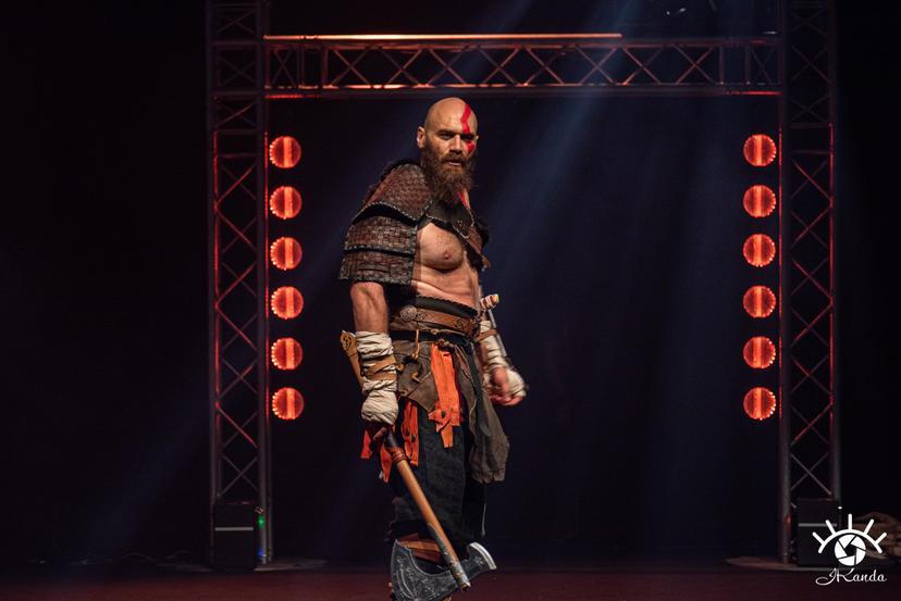 Damien tout court, god of war, Kratos, cosplay